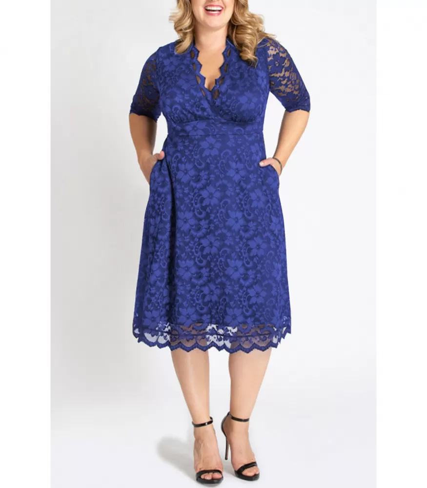 Blå halvärmad v-spetsklänning (plus size) – XL