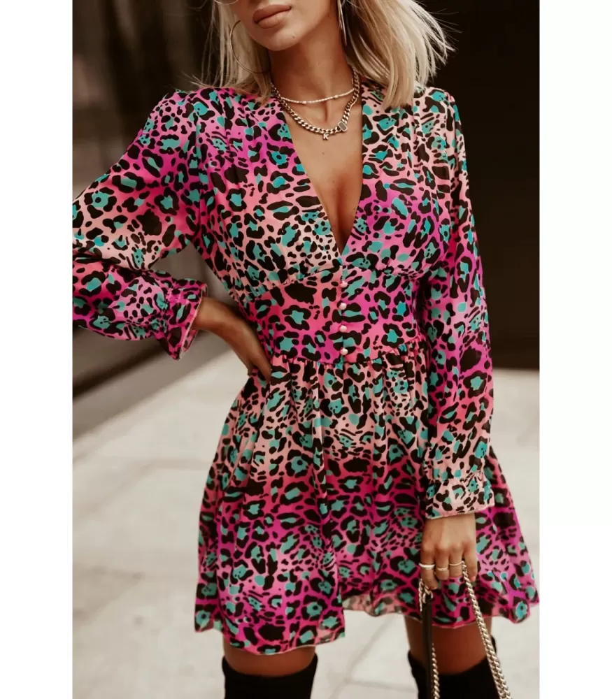 Färgglad långärmad v-klänning med leopardtryck med knappar