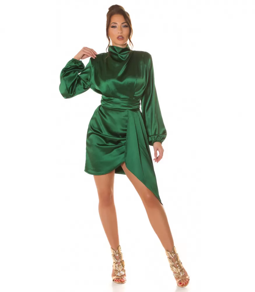 Grön långärmad klänning i satinlook med flammande