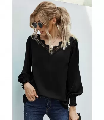 Svart baggy sleeved blus med spetskrage
